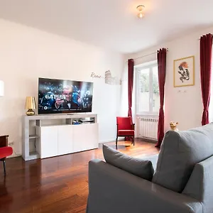 Appartamento Il Principe - Luxury Boutique Near The Colosseo, Roma